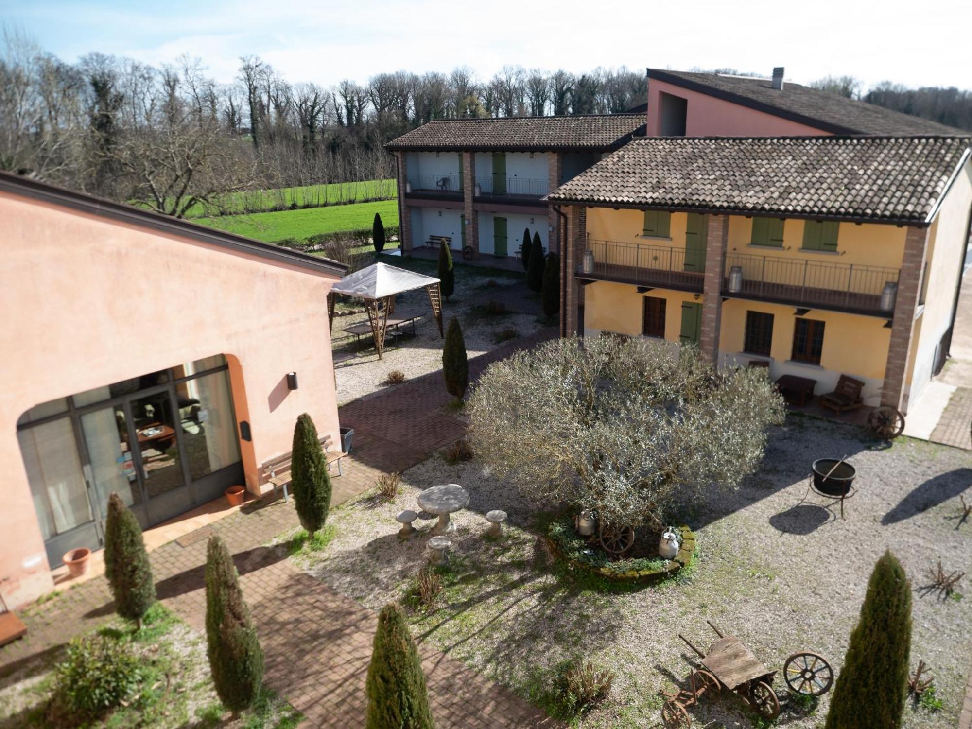 Agriturismo Borgo Del Mincio Volta Mantovana Buitenkant foto